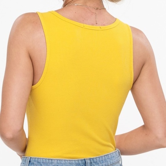 SOLD OUT / Yellow Basic Bodysuit - Picture 5 of 6